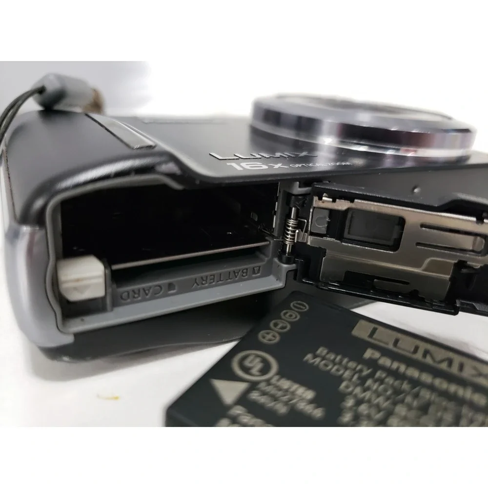 BROKEN Panasonic Lumix DMC-ZS8 3